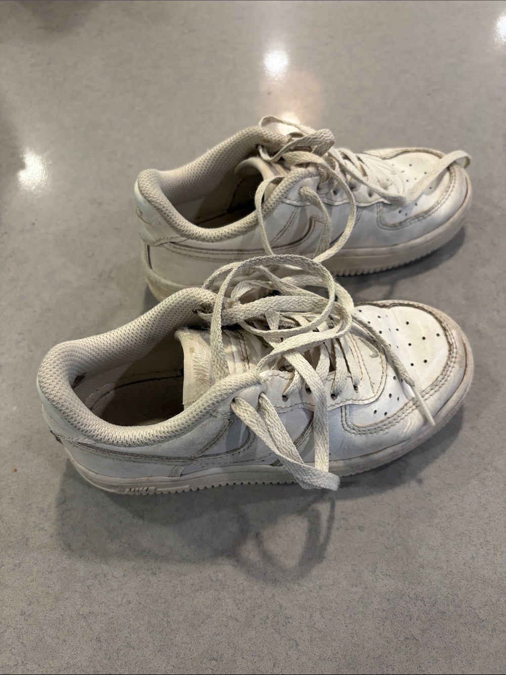 Nike Kids Air Force 1 Classic Low-Top White Sneakers 13C